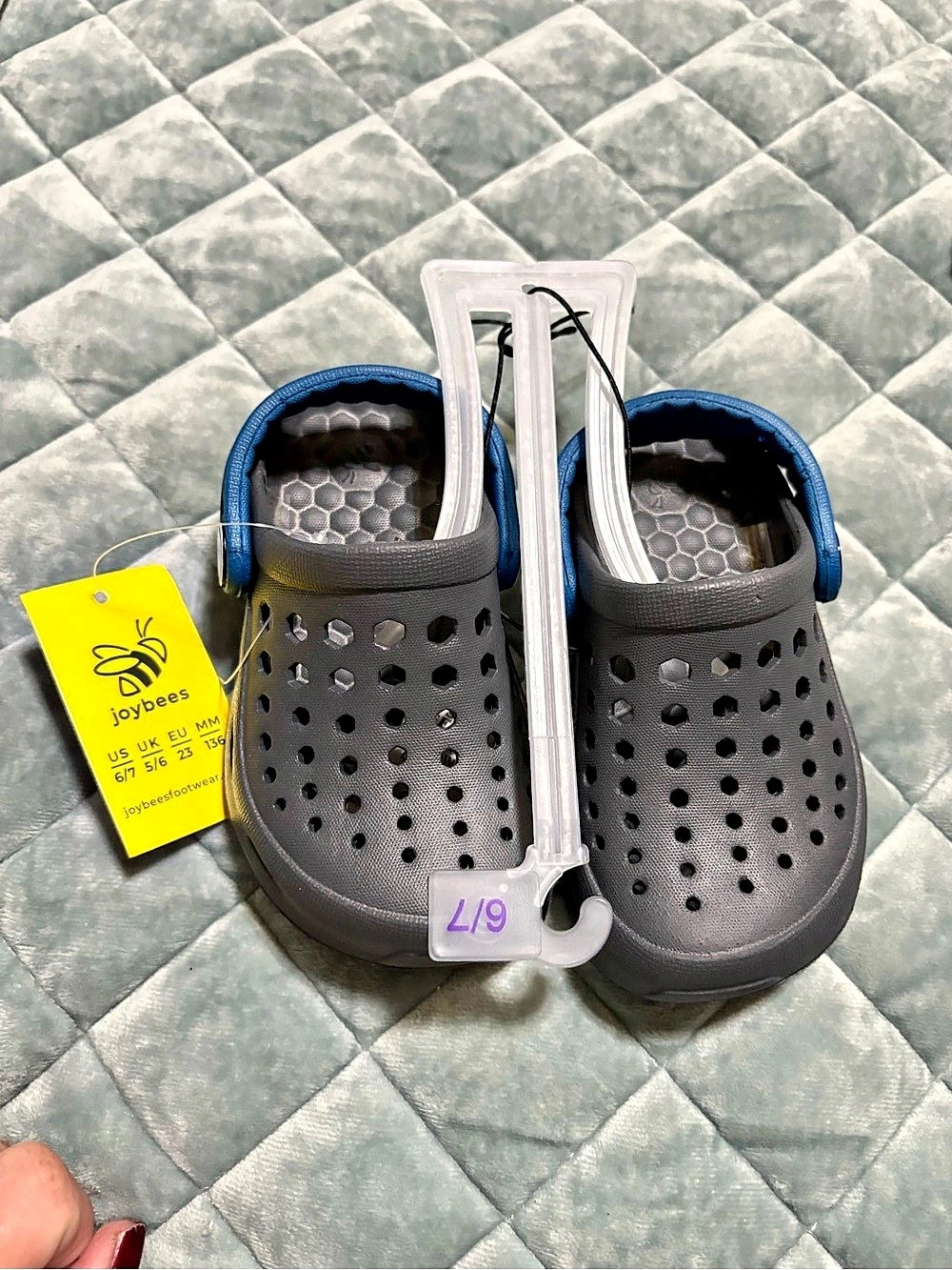 joybees Kids Clogs in Gray & Blue Size US 7 NWT